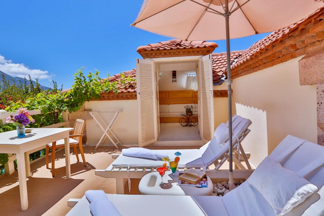 Photo of Patio Balcony in Oludeniz City Center