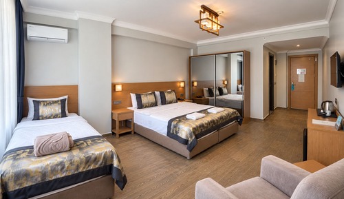 Family Suite, Garden View