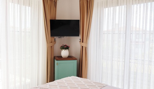 Deluxe Double Room, Balcony, Pool View