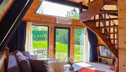 5-MIRA Luxury Bungalov with Jacuzzi