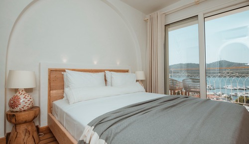 Sunset House ( Annex ) | Superior Room NO ELEVATOR