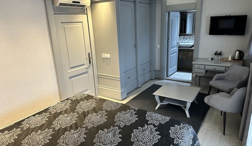 Exclusive Room