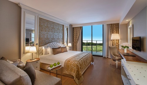 Standard Room (2 Adults and 2 Children)