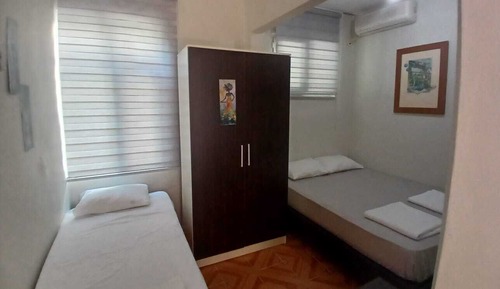 Basic Triple Room