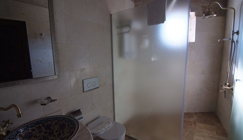 Panoramic Room