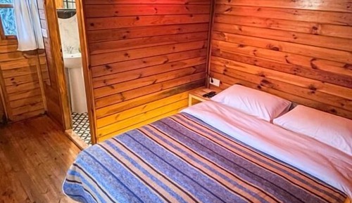 Standard Bungalow, 1 King Bed, Garden View