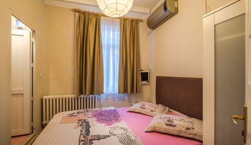 Classic Double Room, 1 Double Bed, Non Smoking, Private Bathroom