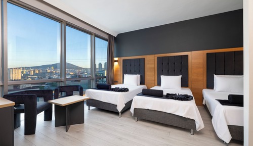 Family Triple Room, Multiple Beds, City View