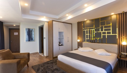 Premium Deluxe Room with Terrace