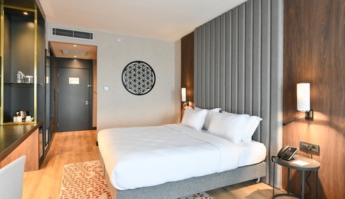 Premium Room