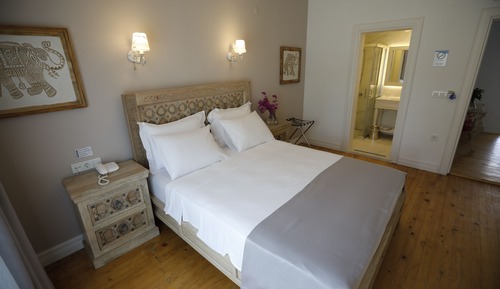 Classic Room No: 3