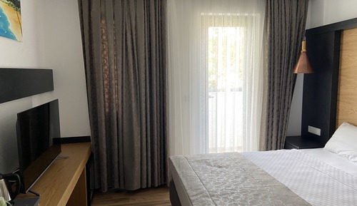 Standard Room, 1 Bedroom, Pool View