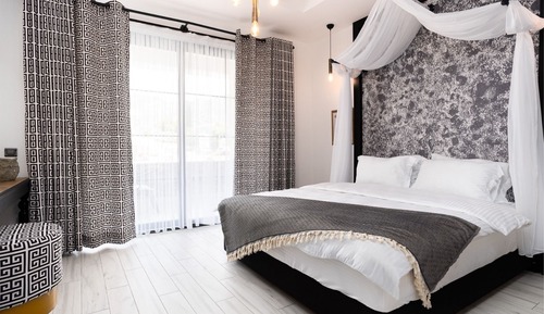 Grand Room, 1 King Bed