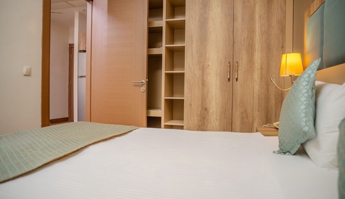 Standard Triple Room, Kitchenette