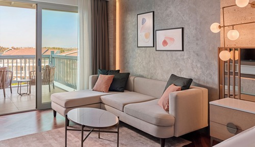 Penthouse Suite with Turkish Bath & Jacuzzi