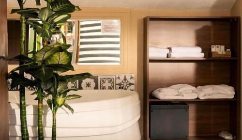 Standard Room, Hot Tub