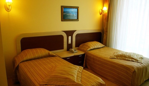 Classic Twin Room
