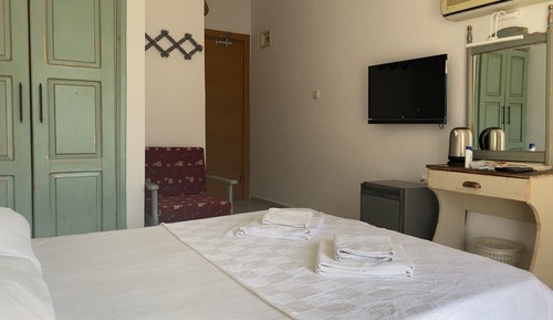 Standard Double or Twin Room, Mountain View, Beachfront