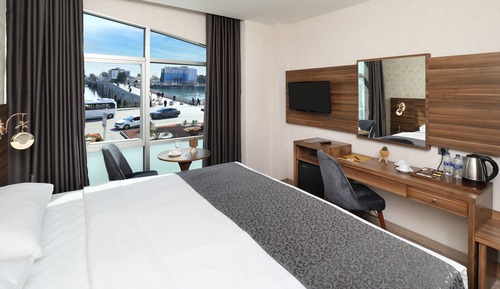 Deluxe Double Room, Lake View