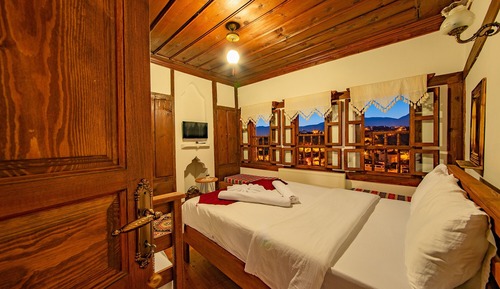 Standard Double Room, Non Smoking, City View