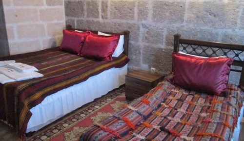 Basic Triple Room