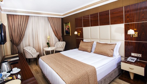 Standard Double Room, 1 Queen Bed