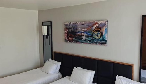 Comfort Triple Room, City View