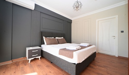 Family Apartment, Housekeeping