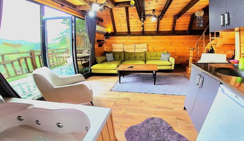 Deluxe Bungalow, Patio, Valley View