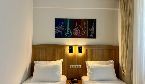 Standard Twin Room, 2 Twin Beds, City View