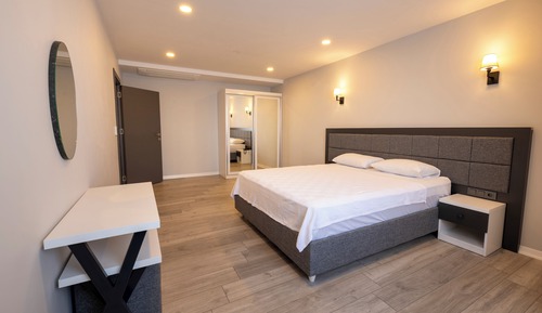 Deluxe Suite, Sea View