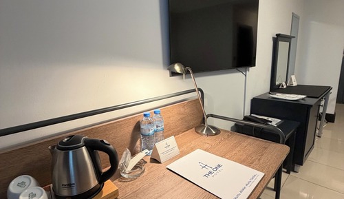 Double Room Single Use, 1 King Bed, City View