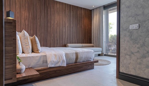 Executive Suite, Sea View