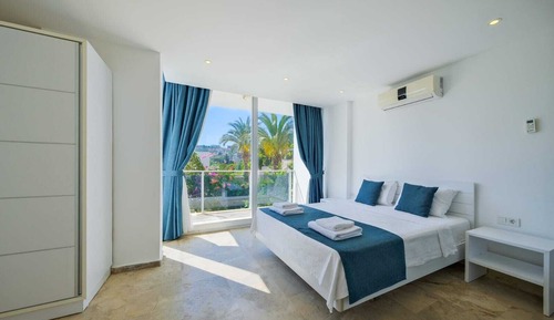 Villa, 5 Bedrooms, Smoking, Private Pool