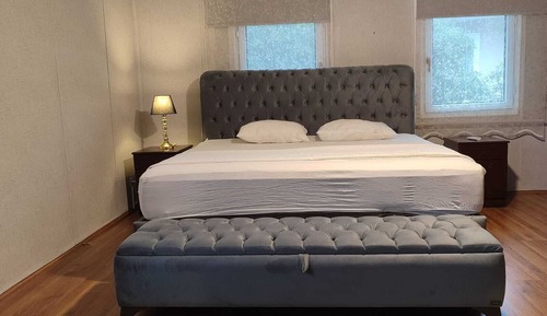 Deluxe Studio Suite, Courtyard View