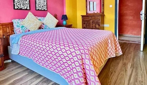 Luxury Apartment, 3 Bedrooms, City View