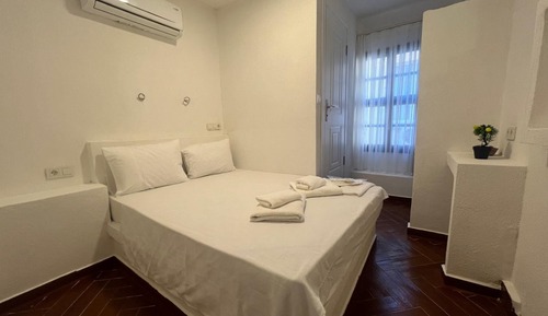 Standard Room, City View
