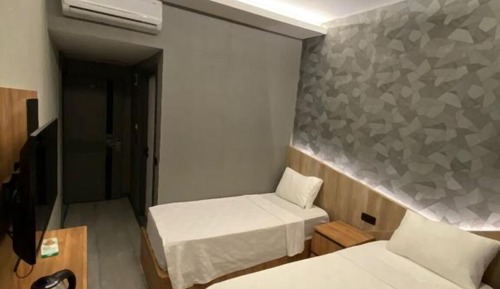 Deluxe Twin Room, City View
