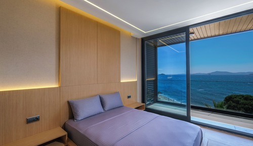 Deluxe Room, Beachfront