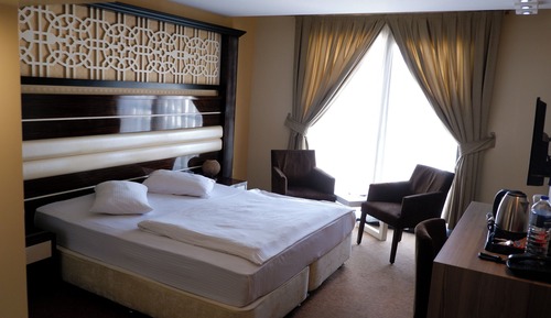 Classic 4 Person Room/Double Room With 2 beds