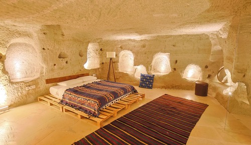 Zelve Queen Cave Suite