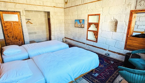 Sword Valley Deluxe Twin Room