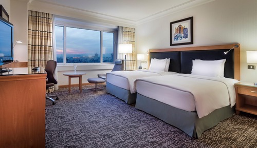 Room, 2 Twin Beds, City View