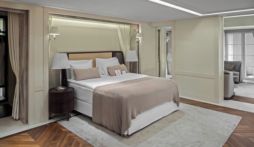 Junior Suite With Jacuzzi