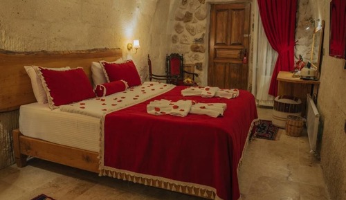 Standard Double Room, Patio, Garden View
