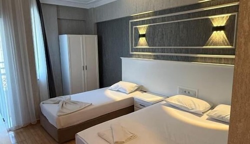 Standard Triple Room, Balcony