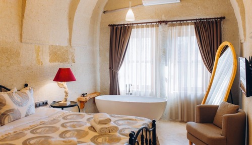 Family Triple Room, Courtyard View