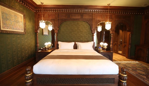 Sultan Suite
