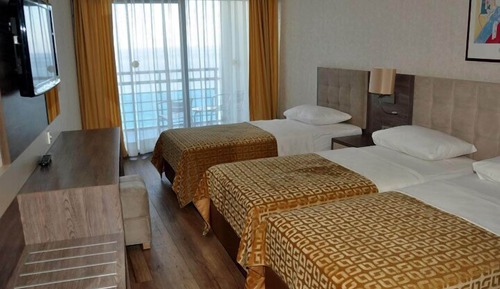 Room, Sea View