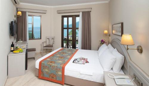 Quadruple Room with Sea View